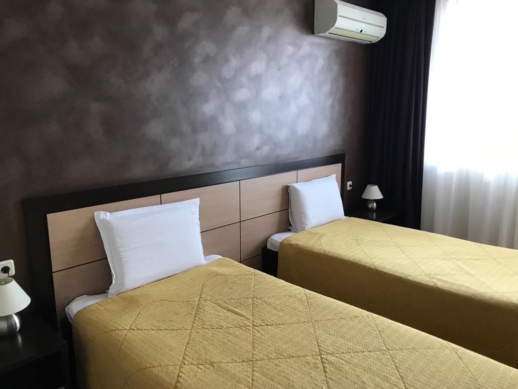Hotel Kardinal Blagoevgrad Exteriér fotografie